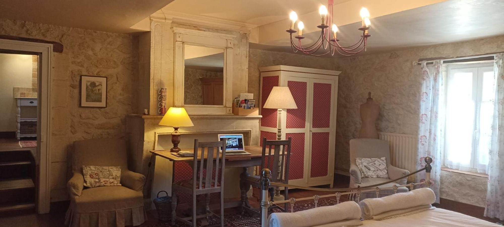 Chambre D'Hotes Spacieuse, Salle De Bain Privative Saint-Michel-de-Fronsac Экстерьер фото